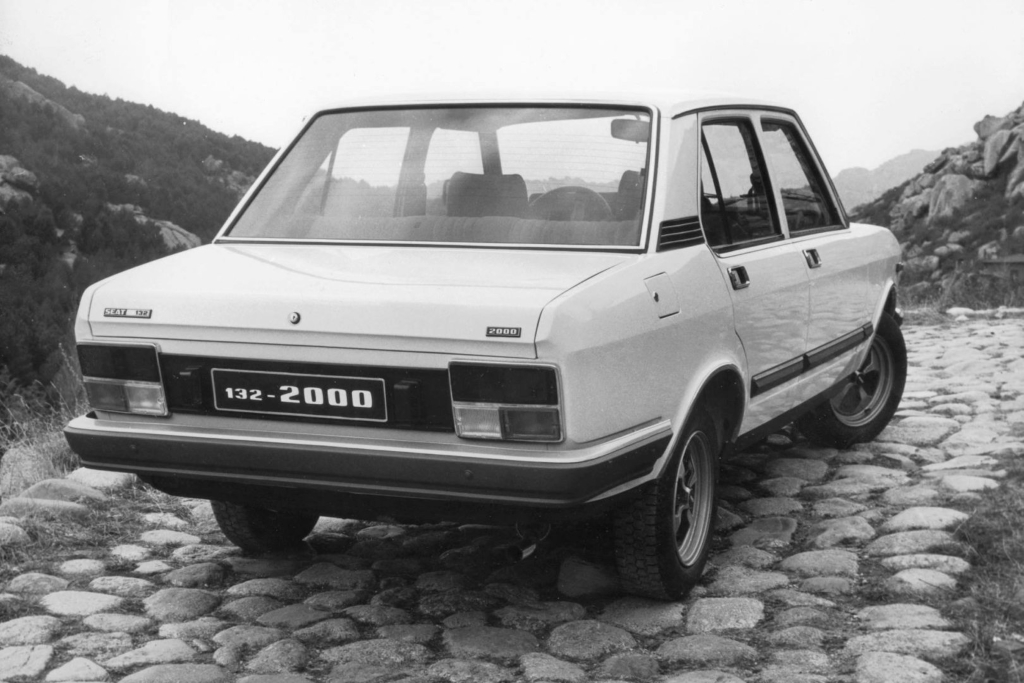 seat 132 2000