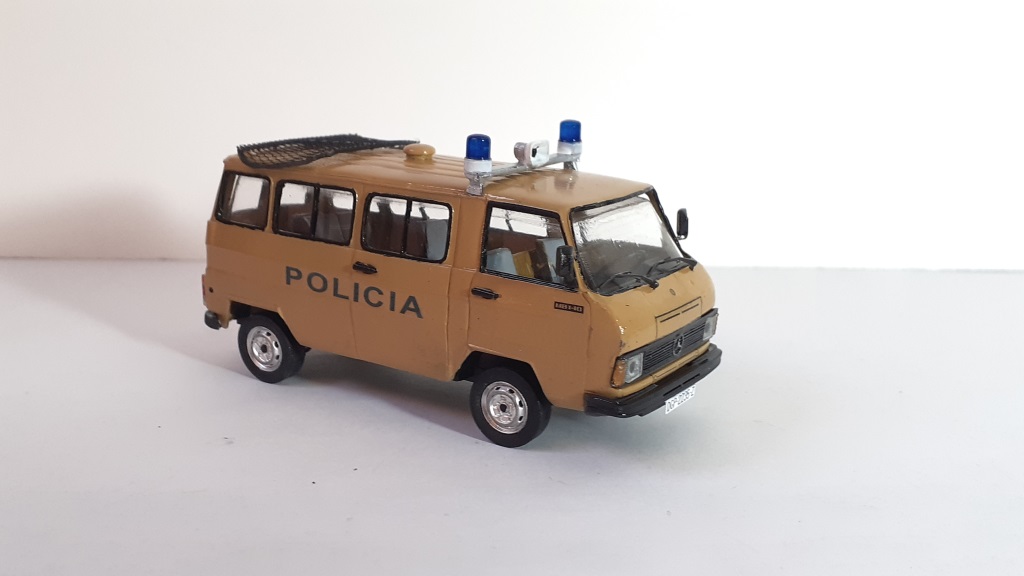 mb (16)