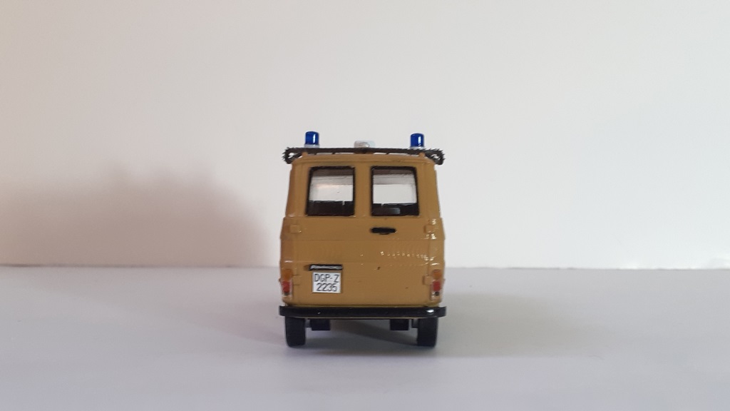 mb (4)